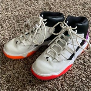 Kids Jordan basketball shoes
